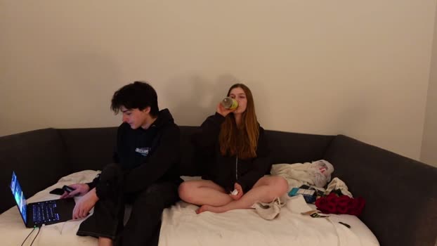 bluskyzz fuckface Webcam SHOW @ Chaturbate 14-02-2025