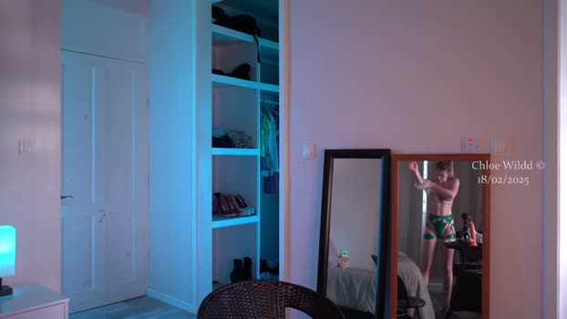 chloewildd toys Webcam SHOW @ Chaturbate 18-02-2025