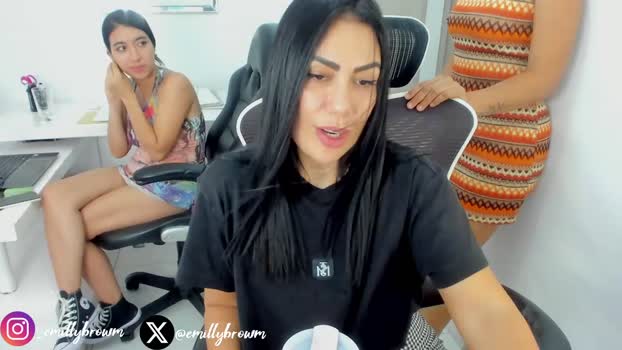 emillybrowm show Webcam SHOW @ Chaturbate 19-02-2025