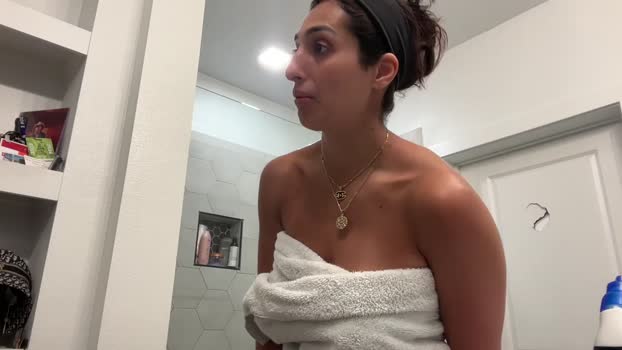 camiliakxoxo show Webcam SHOW @ Chaturbate 21-02-2025