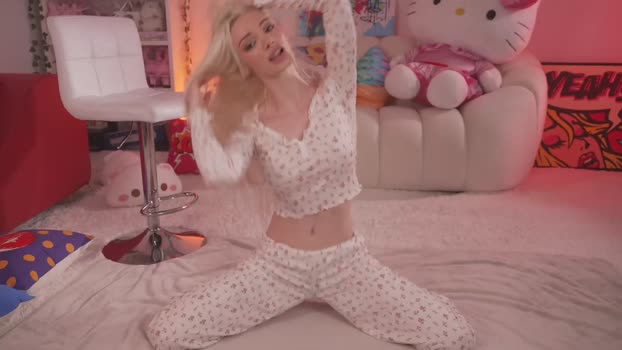 bunnydollstella kissing Webcam SHOW @ Chaturbate 22-02-2025