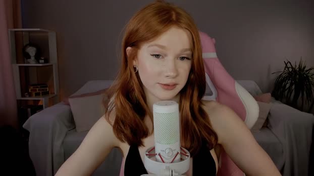 leahsthetics sexygirl Webcam SHOW @ Chaturbate 28-02-2025