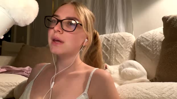 aryadarling Porn Webcam SHOW @ Chaturbate 01-03-2025