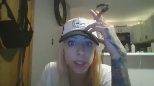 tattooedtoybox2 prettyface Webcam SHOW @ Chaturbate 01-03-2025