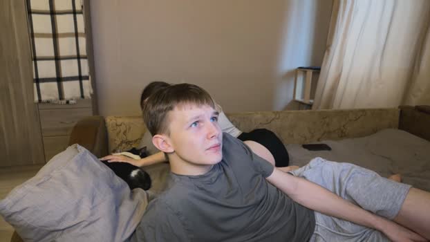 eveandrobert spanking Webcam SHOW @ Chaturbate 04-03-2025