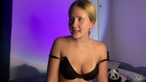 itsssosierra fuckher Webcam SHOW @ Chaturbate 05-03-2025