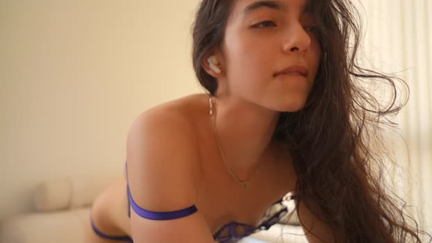 naughtysammx strip Webcam SHOW @ Chaturbate 04-03-2025