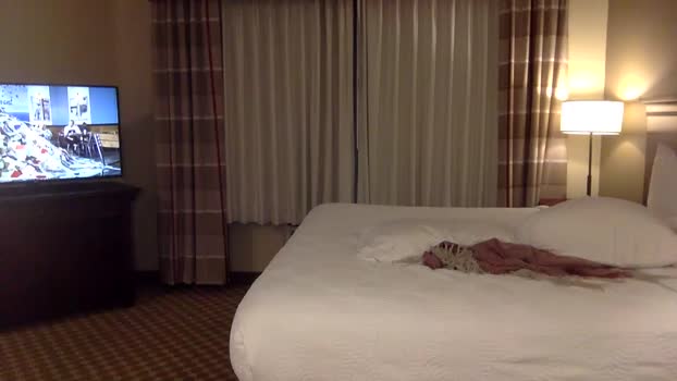 just2bestfriends striptease Webcam SHOW @ Chaturbate 05-03-2025