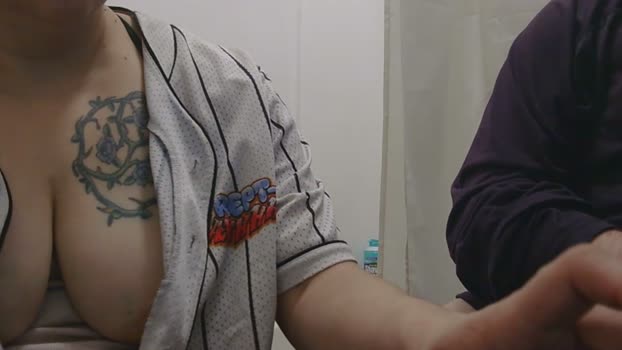 lilbratty_clouds_ogpuffdragon sucktits Webcam SHOW @ Chaturbate 11-03-2025