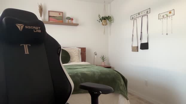 jadelove_ lickpussy Webcam SHOW @ Chaturbate 11-03-2025