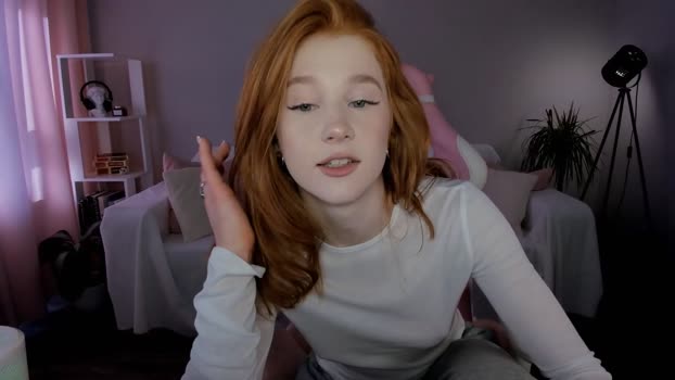 leahsthetics fuckher Webcam SHOW @ Chaturbate 15-03-2025