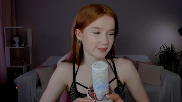 leahsthetics prettyface Webcam SHOW @ Chaturbate 04-04-2025