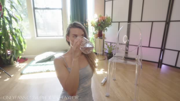 phoenix_taylor fingers Webcam SHOW @ Chaturbate 04-04-2025