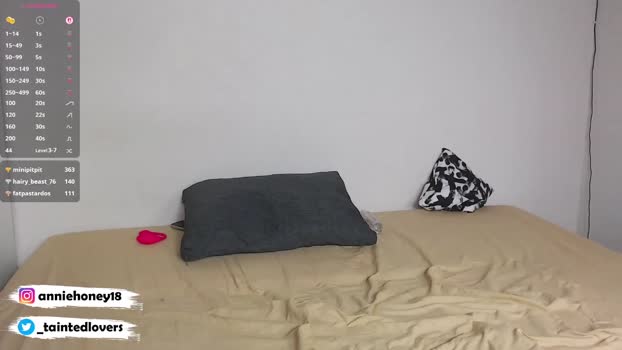 taintedlovers_ striptease Webcam SHOW @ Chaturbate 12-04-2025