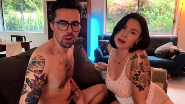 naughty_nomads Topless Webcam SHOW @ Chaturbate 13-04-2025