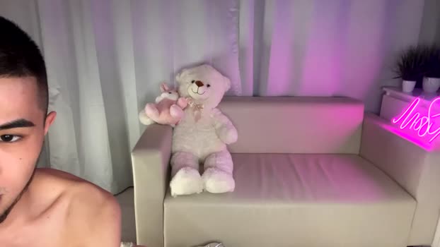 sue_star show Webcam SHOW @ Chaturbate 12-04-2025