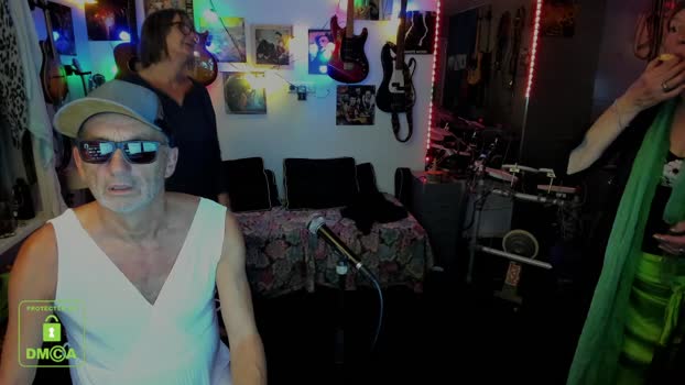 win2win Cam Webcam SHOW @ Chaturbate 12-04-2025