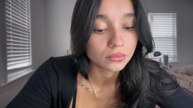 adriannarodriguez fuckass Webcam SHOW @ Chaturbate 14-04-2025