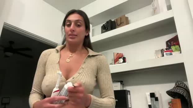camiliakxoxo sexygirl Webcam SHOW @ Chaturbate 17-04-2025