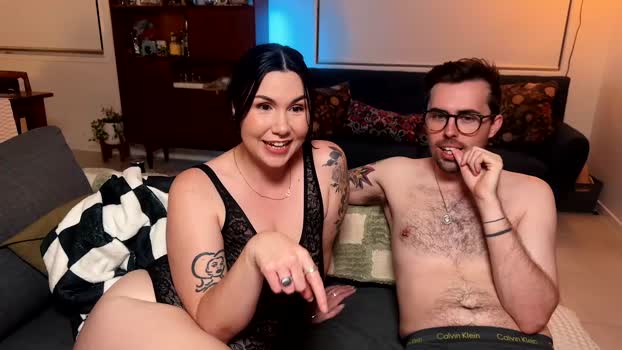 naughty_nomads sexygirl Webcam SHOW @ Chaturbate 18-04-2025