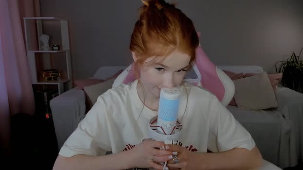 leahsthetics fingering Webcam SHOW @ Chaturbate 20-04-2025
