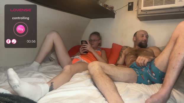 rytracey2024 kissing Webcam SHOW @ Chaturbate 22-04-2025