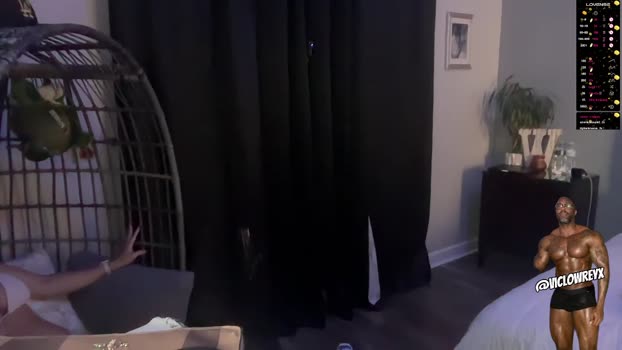 sadierw spank Webcam SHOW @ Chaturbate 24-04-2025