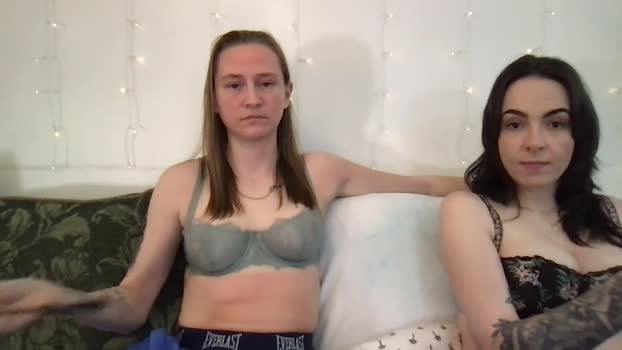 honeybeexx69 fingers Webcam SHOW @ Chaturbate 02-05-2025