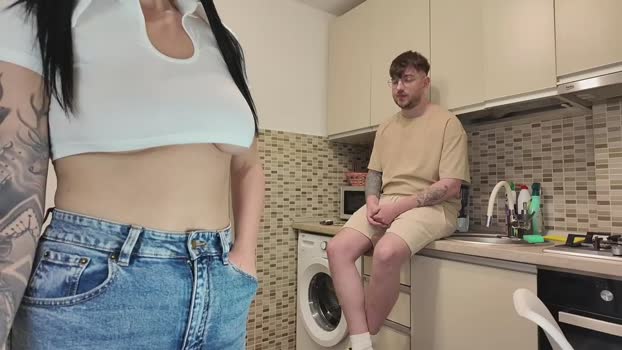 rrr1995 suckshow Webcam SHOW @ Chaturbate 07-05-2025