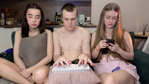notornhere fuckpussy Webcam SHOW @ Chaturbate 12-05-2025