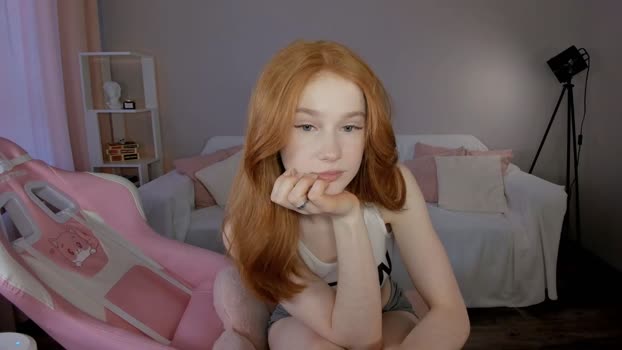leahsthetics sexyfeet Webcam SHOW @ Chaturbate 17-05-2025