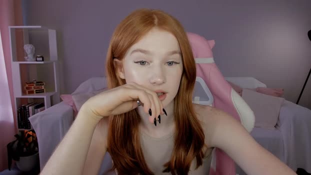 leahsthetics Porn Webcam SHOW @ Chaturbate 03-06-2025