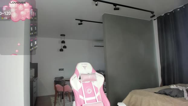 amilia4u ass Webcam SHOW @ Chaturbate 05-06-2025