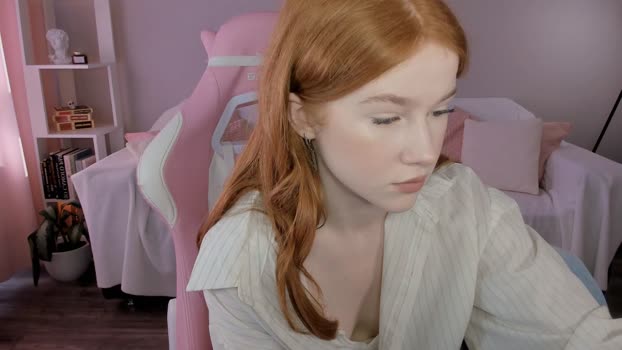 leahsthetics Pretty Webcam SHOW @ Chaturbate 06-06-2025