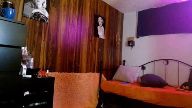 bombshellbaeby fuckher Webcam SHOW @ Chaturbate 06-06-2025