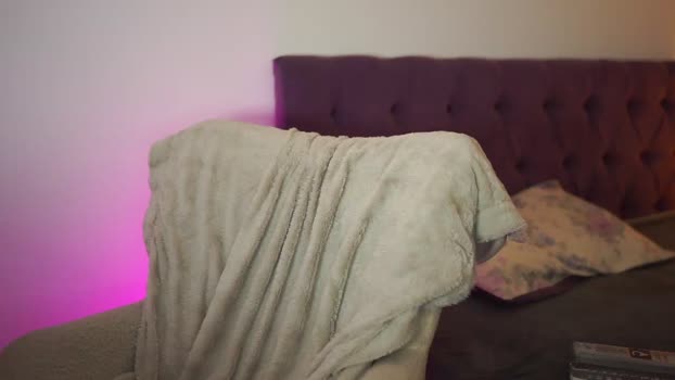 notamericanpie23 fuckass Webcam SHOW @ Chaturbate 07-06-2025