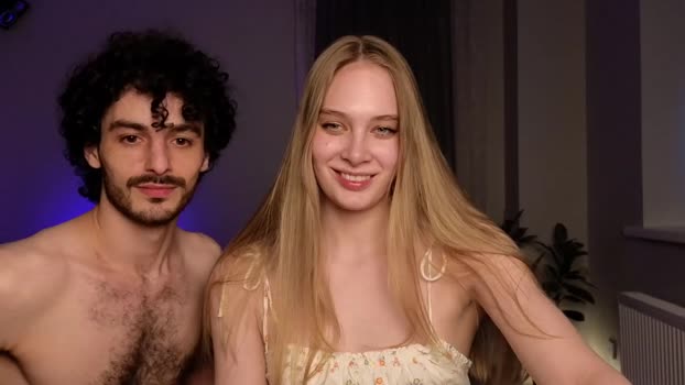 peachcreamcouple strip Webcam SHOW @ Chaturbate 08-06-2025