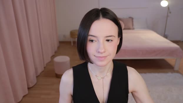 _female_essence_ fingering Webcam SHOW @ Chaturbate 19-06-2025