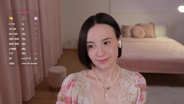 _female_essence_ sexybody Webcam SHOW @ Chaturbate 30-06-2025