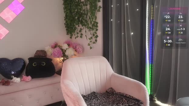 mysticxkitty spanking Webcam SHOW @ Chaturbate 05-07-2025