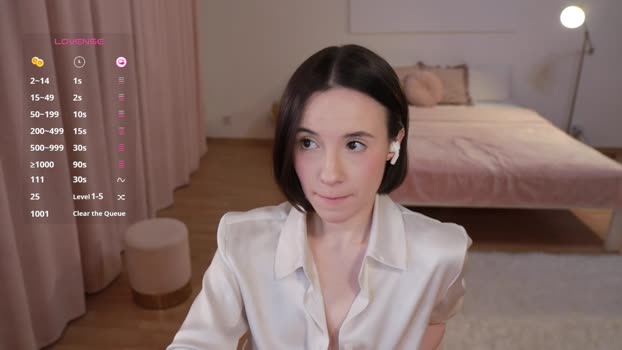 _female_essence_ Cam Webcam SHOW @ Chaturbate 10-07-2025