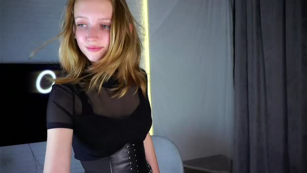 emmyleri fuckme Webcam SHOW @ Chaturbate 12-07-2025