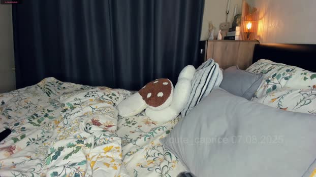 cute_caprice ass Webcam SHOW @ Chaturbate 08-08-2025