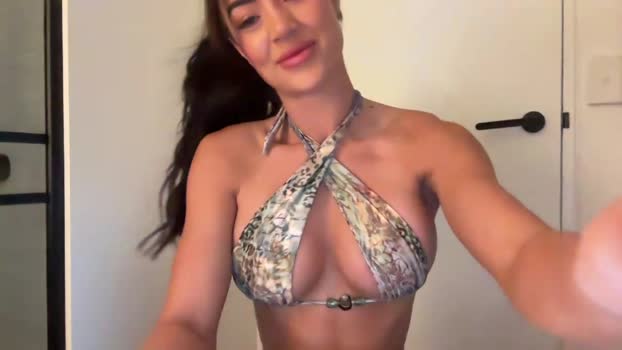 emillyyyx fuckass Webcam SHOW @ Chaturbate 08-08-2025
