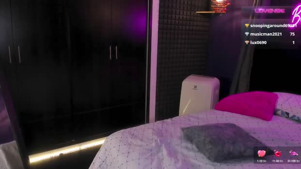 bull_vixen2001 natural Webcam SHOW @ Chaturbate 01-09-2025