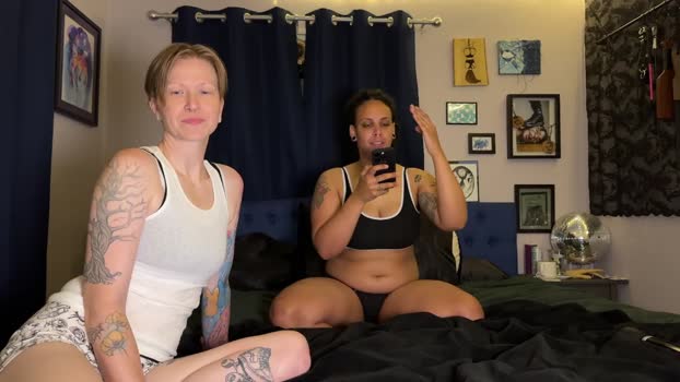 enby_dykes suckcock Webcam SHOW @ Chaturbate 01-09-2025