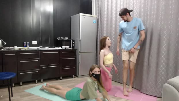 renae_tom yummy Webcam SHOW @ Chaturbate 09-09-2025