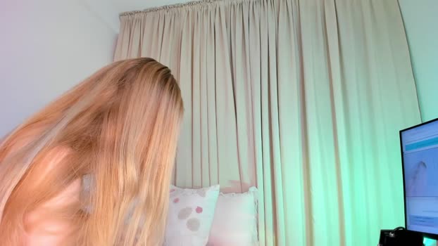 kitty__sophie suckcock Webcam SHOW @ Chaturbate 14-09-2025