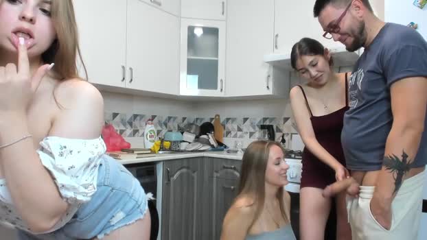 vitalina_company love Webcam SHOW @ Chaturbate 13-09-2025