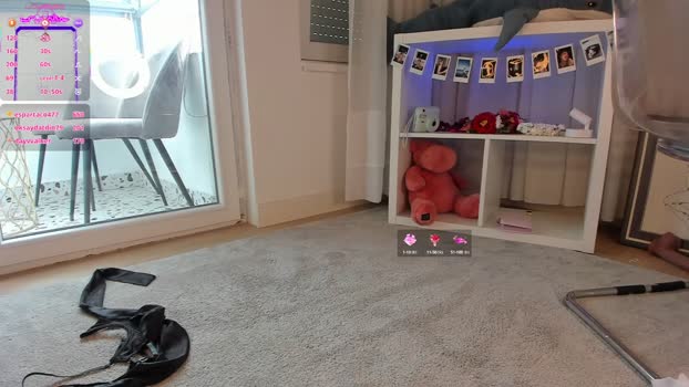 foxe_sailey show Webcam SHOW @ Chaturbate 15-09-2025
